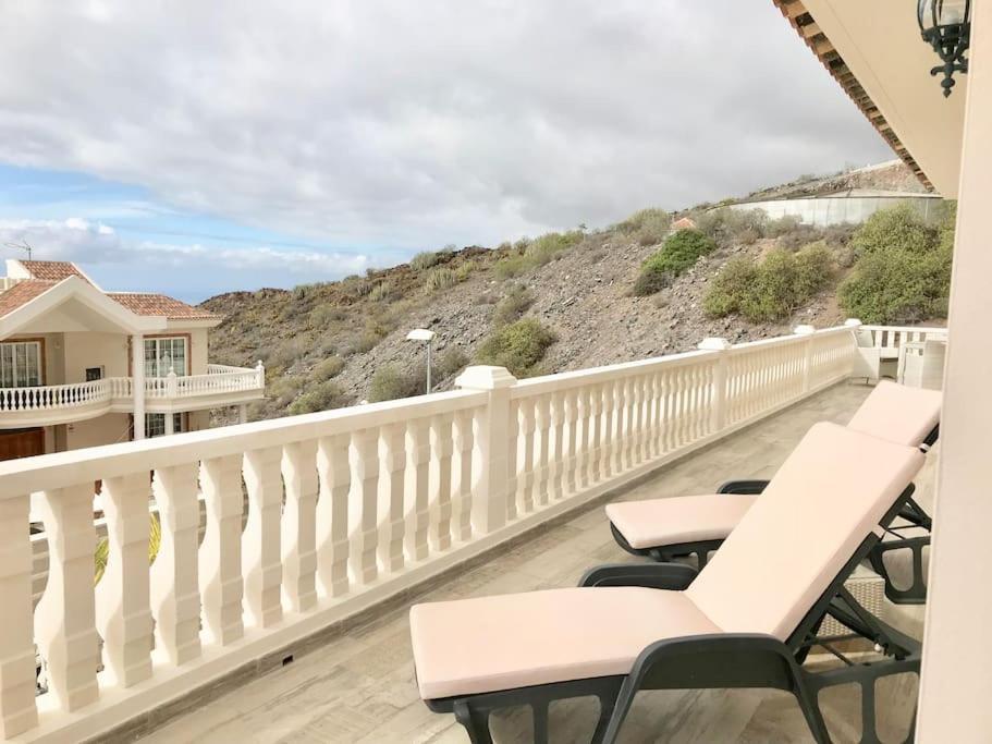 Villa Vista Bella Costa Adeje In Ruhiger Villengegend Mit Meerblick Exterior photo